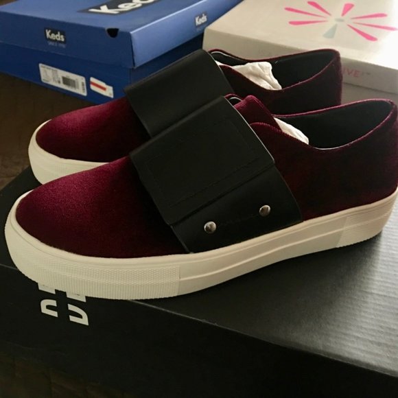 Design Lab Sari Velvet Sneakers for Lord & Taylor - Picture 1 of 6